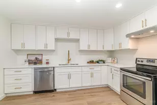 1100 Timberland Dr, Woodlawn, OH 45215 - Photo 7