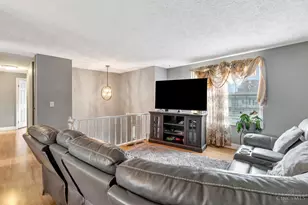 5804 Cedaridge Dr, Green Township, OH 45247 - Photo 11