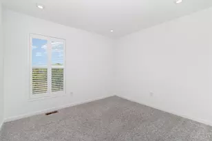 7096 Daybreak Dr, Colerain Township, OH 45247 - Photo 17