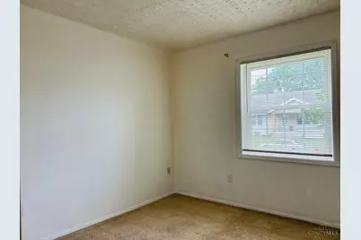 3744 Dina Avenue, Cheviot, OH 45211 - Photo 5
