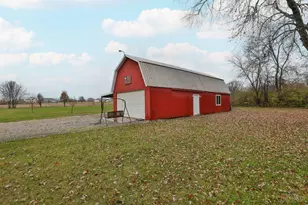 3926 E Taylor School Rd, Wayne Township, OH 45011 - Photo 43