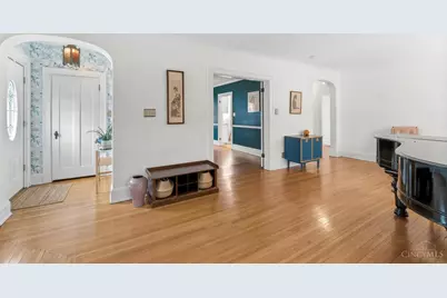 1626 Flora Avenue, Cincinnati, OH 45231 - Photo 7