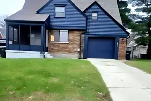 6024 Sunridge Dr, Cincinnati, OH 45224 - Photo 1