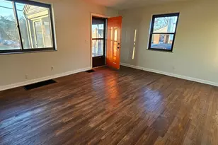 6024 Sunridge Dr, Cincinnati, OH 45224 - Photo 5