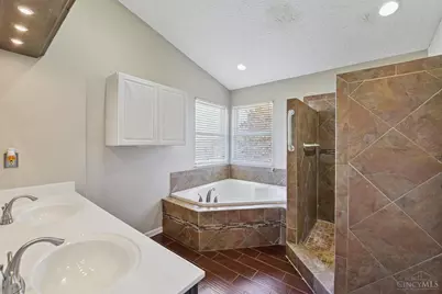 7798 Alexandra Drive, Deerfield Township, OH 45040 - Photo 21