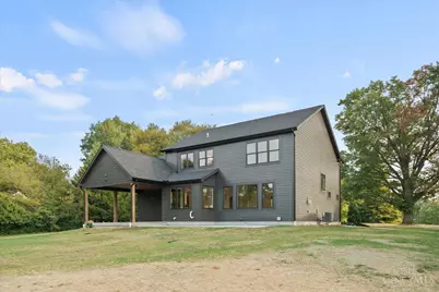 6695 Loveland Miamiville Road, Miami Township, OH 45140 - Photo 11