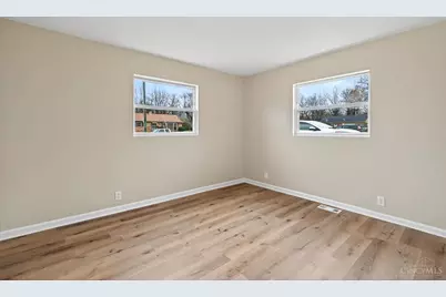 8729 Morningstar Lane, Springfield Township, OH 45231 - Photo 9