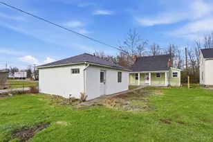 10173 Walnut St, Pleasant Plain, OH 45162 - Photo 3