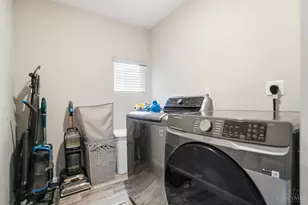 668 Catalpa Dr, Wilmington, OH 45177 - Photo 37