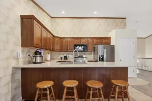 2122 Castle Pines Ct, Hamilton, OH 45013 - Photo 7