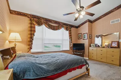 2122 Castle Pines Court, Hamilton, OH 45013 - Photo 19