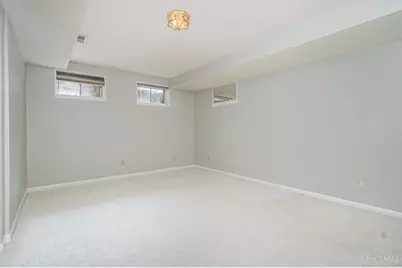 5440 Asbury Lake Drive #9, Green Township, OH 45247 - Photo 19