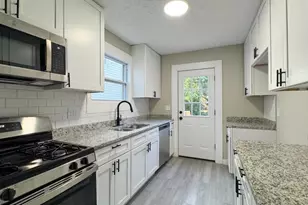 6949 Cambridge Ave, Mariemont, OH 45227 - Photo 11