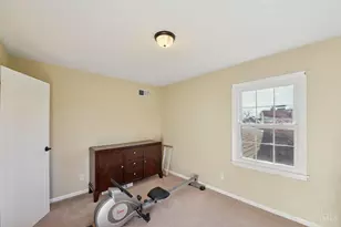 4252 Runningfawn Dr, Green Township, OH 45247 - Photo 35