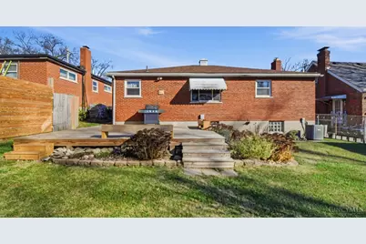 3655 Frondorf Avenue, Green Township, OH 45211 - Photo 23