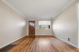 3655 Frondorf Ave, Green Township, OH 45211 - Photo 5