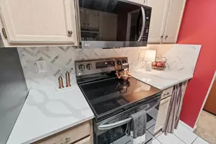 11762 Gable Glen Ln, Symmes Township, OH 45249 - Photo 15