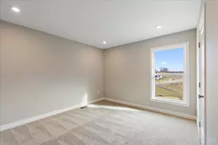 7511 Donegal Dr, Miami Township, OH 45233 - Photo 31