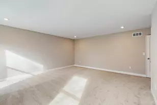 7511 Donegal Dr, Miami Township, OH 45233 - Photo 25