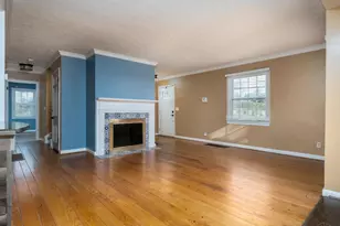 557 W North Bend Rd, Springfield Township, OH 45224 - Photo 9