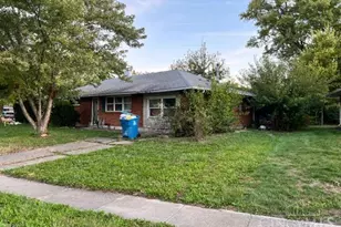 5701 Belmar Dr, Huber Heights, OH 45424 - Photo 3