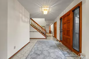 1749 Gloucester Dr, Fairfield, OH 45014 - Photo 3