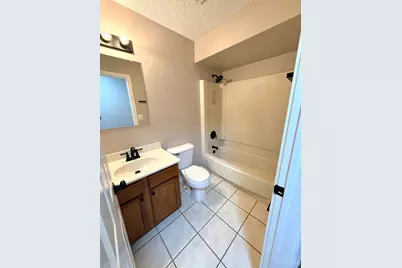 705 Gordon Smith Boulevard #1, Hamilton, OH 45013 - Photo 9