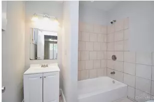 1015 Purcell Ave, Cincinnati, OH 45205 - Photo 15