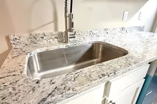 1112 Girard Ave, Middletown, OH 45044 - Photo 11