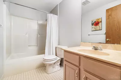 5809 Harborpoint Drive, Green Township, OH 45248 - Photo 17