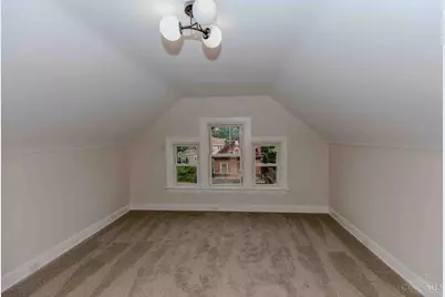 1537 Dixmont Avenue, Cincinnati, OH 45207 - Photo 21