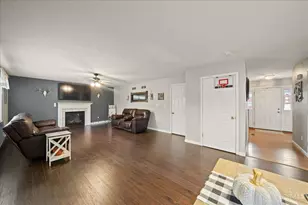 812 E Jameson Ct, Trenton, OH 45067 - Photo 9