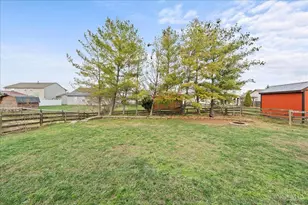 812 E Jameson Ct, Trenton, OH 45067 - Photo 47