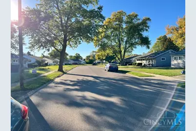 352 Skyview Drive, Vandalia, OH 45377 - Photo 5