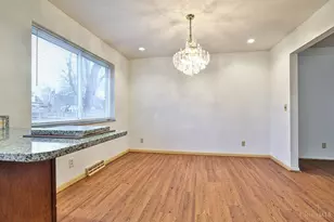 1101 Meadowind Ct, Springfield Township, OH 45231 - Photo 13