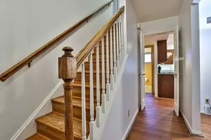 1101 Meadowind Ct, Springfield Township, OH 45231 - Photo 3