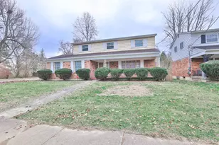 1101 Meadowind Ct, Springfield Township, OH 45231 - Photo 1