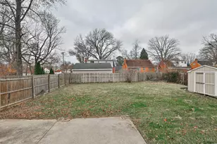 1101 Meadowind Ct, Springfield Township, OH 45231 - Photo 43