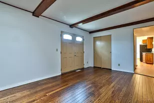 1101 Meadowind Ct, Springfield Township, OH 45231 - Photo 9