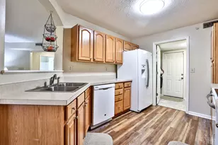 1753 Weatherstone Cir, Monroe, OH 45050 - Photo 13