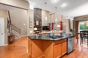 8945 Wintergreen Dr, West Chester, OH 45069 - Photo 9