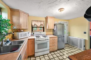 5425 Philloret Dr, Green Township, OH 45239 - Photo 9