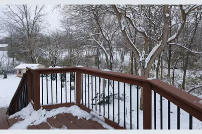 690 Kensington Court, Hamilton Township, OH 45039 - Photo 13