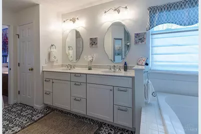 690 Kensington Court, Hamilton Township, OH 45039 - Photo 31