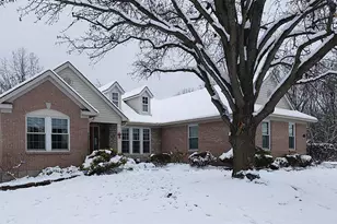 690 Kensington Ct, Hamilton Township, OH 45039 - Photo 7