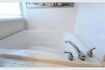 690 Kensington Court, Hamilton Township, OH 45039 - Photo 33