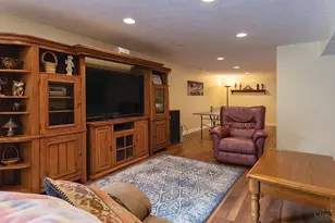 690 Kensington Ct, Hamilton Township, OH 45039 - Photo 47