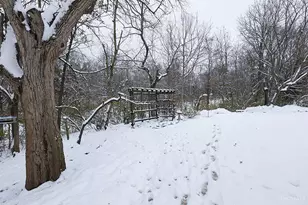 690 Kensington Ct, Hamilton Township, OH 45039 - Photo 11