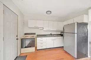 141 Locust Dr, Fairborn, OH 45324 - Photo 7