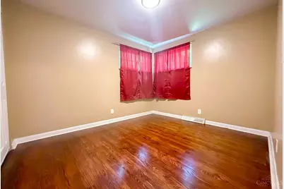 1007 Valley View Drive, Miami Township, OH 45150 - Photo 9